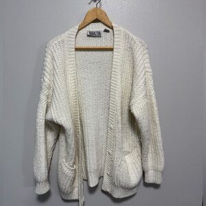 Tarazzia White Cargian - Size Large